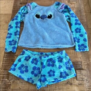 Hot Topic Disney CW Stitch Plush Set NWT